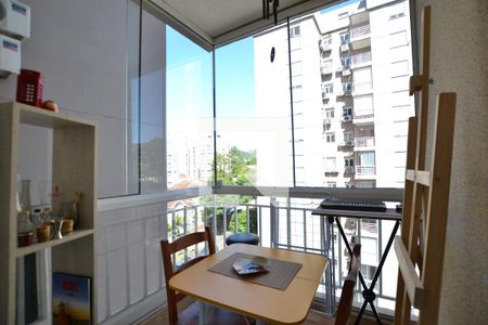 Varanda gourmet de apartamento para alugar com 2 quartos, 51m² em Teresópolis, Porto Alegre