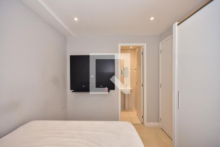 Suíte  de apartamento para alugar com 1 quarto, 24m² em Paraíso do Morumbi, São Paulo