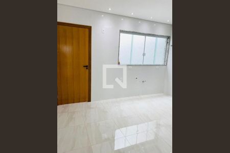 Casa à venda com 3 quartos, 220m² em Vila Esperança, São Paulo