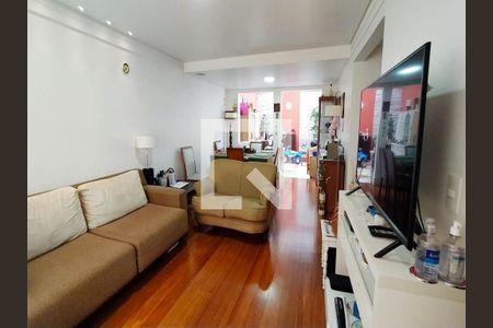 Casa à venda com 4 quartos, 136m² em Vila Mariana, São Paulo