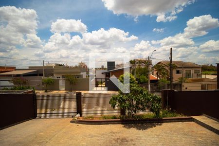 Vista da Sala de TV de casa à venda com 3 quartos, 410m² em Jardim Paranapanema, Campinas