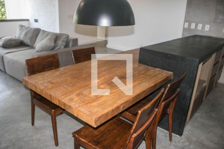 Sala/Cozinha de apartamento para alugar com 2 quartos, 117m² em Alphaville I, Salvador