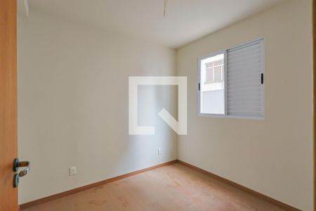 Quarto de apartamento à venda com 3 quartos, 153m² em União, Belo Horizonte