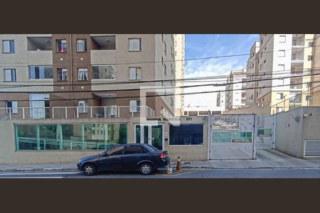 Apartamento à venda com 63m², 3 quartos e 1 vaga Apartamento à venda com 63m², 3 quartos e 1 vagaFachada