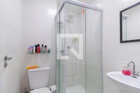 Apartamento à venda com 63m², 3 quartos e 1 vaga Apartamento à venda com 63m², 3 quartos e 1 vagaBanheiro da suíte