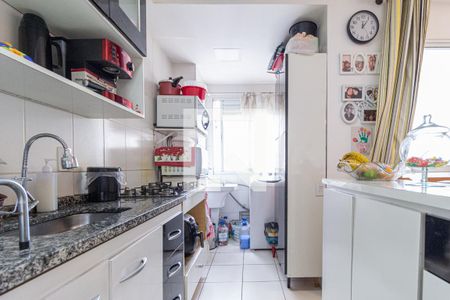Cozinha e área de serviço de apartamento à venda com 3 quartos, 63m² em Conceição, Osasco
