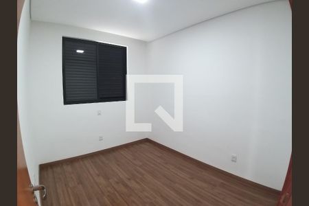 Apartamento à venda com 4 quartos, 231m² em Planalto, Belo Horizonte