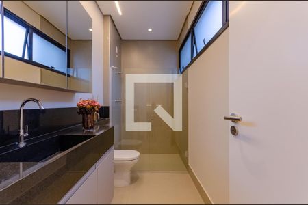 Casa de condomínio à venda com 208m², 3 quartos e 3 vagas Casa de condomínio à venda com 208m², 3 quartos e 3 vagasBanheiro suíte