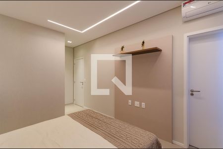 Casa de condomínio à venda com 208m², 3 quartos e 3 vagas Casa de condomínio à venda com 208m², 3 quartos e 3 vagasSuíte