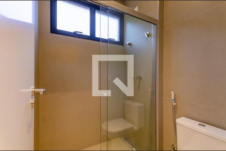 Casa de condomínio à venda com 208m², 3 quartos e 3 vagas Casa de condomínio à venda com 208m², 3 quartos e 3 vagasBanheiro - semi suítes