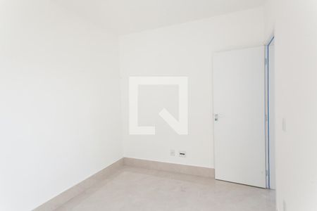Quarto de apartamento à venda com 2 quartos, 100m² em Centro, Contagem
