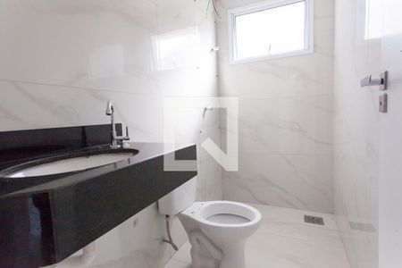 Banheiro Social de apartamento à venda com 2 quartos, 100m² em Centro, Contagem