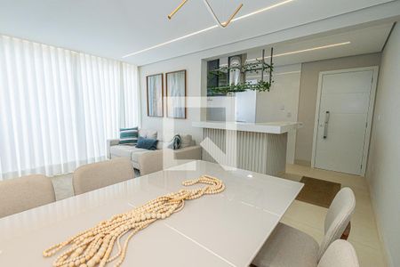 Sala de apartamento à venda com 3 quartos, 161m² em Padre Eustáquio, Belo Horizonte