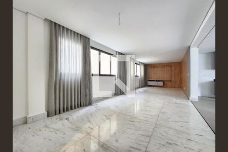 Apartamento à venda com 160m², 4 quartos e 3 vagasSala