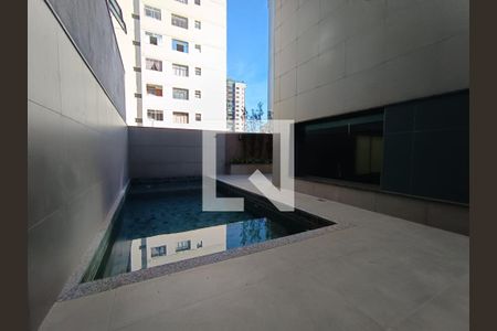 Apartamento à venda com 62m², 2 quartos e 2 vagas Apartamento à venda com 62m², 2 quartos e 2 vagasÁrea comum - Piscina