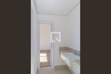 Banheiro de apartamento à venda com 4 quartos, 142m² em Cidade Nova, Belo Horizonte