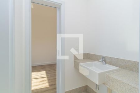 Banheiro de apartamento à venda com 4 quartos, 142m² em Cidade Nova, Belo Horizonte