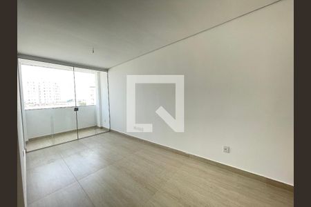 Sala de apartamento à venda com 3 quartos, 80m² em Nova Suissa, Belo Horizonte