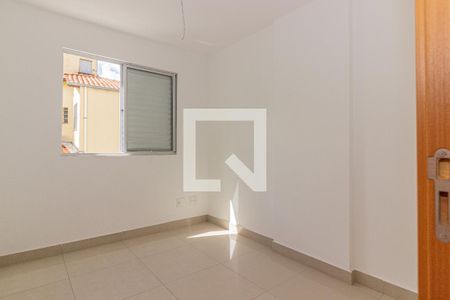 Apartamento à venda com 3 quartos, 72m² em Santa Terezinha, Belo Horizonte