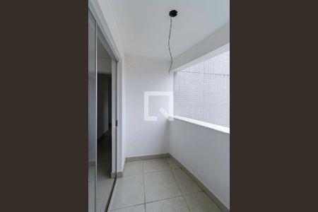 Varanda da sala  de apartamento à venda com 3 quartos, 72m² em Santa Terezinha, Belo Horizonte