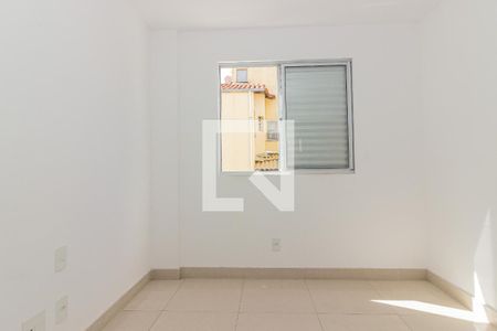 Apartamento à venda com 3 quartos, 72m² em Santa Terezinha, Belo Horizonte