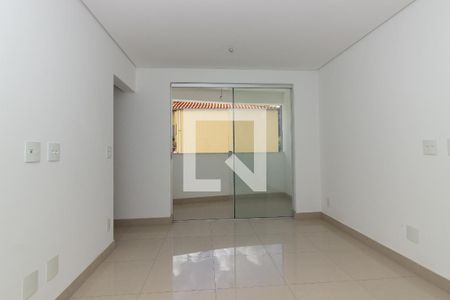 Apartamento à venda com 3 quartos, 72m² em Santa Terezinha, Belo Horizonte