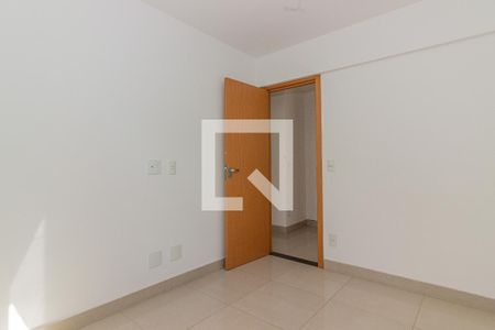 Apartamento à venda com 3 quartos, 72m² em Santa Terezinha, Belo Horizonte