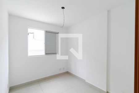 Quarto 1 de apartamento à venda com 3 quartos, 202m² em Santa Terezinha, Belo Horizonte