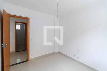 Quarto 2 de apartamento à venda com 3 quartos, 202m² em Santa Terezinha, Belo Horizonte