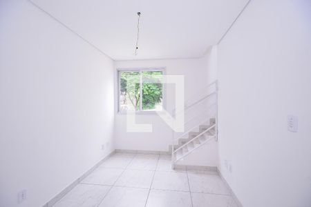 Apartamento à venda com 3 quartos, 116m² em Vila Clóris, Belo Horizonte