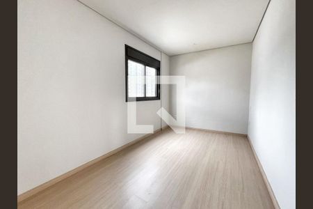 Quarto de apartamento à venda com 2 quartos, 140m² em Santo Antônio, Belo Horizonte