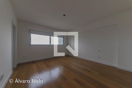 Apartamento à venda com 260m², 4 quartos e 4 vagas