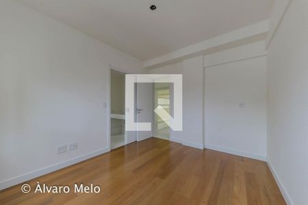 Apartamento à venda com 260m², 4 quartos e 4 vagas