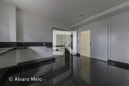 Apartamento à venda com 260m², 4 quartos e 4 vagas