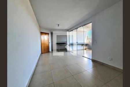 Apartamento à venda com 3 quartos, 157m² em Floresta, Belo Horizonte
