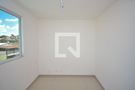 Apartamento à venda com 3 quartos, 66m² em Paquetá, Belo Horizonte