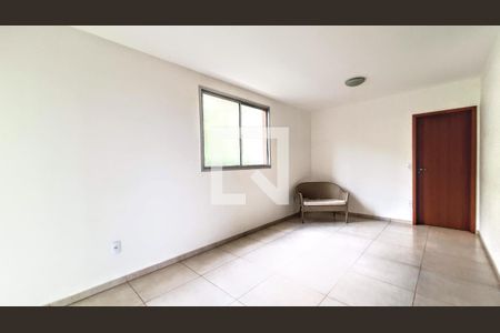 Apartamento à venda com 3 quartos, 77m² em São Geraldo, Belo Horizonte