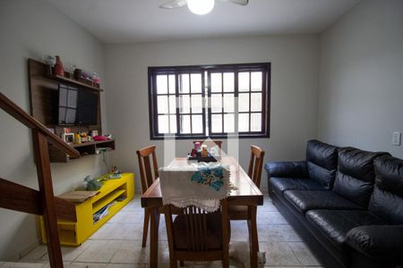 Sala de casa de condomínio à venda com 2 quartos, 150m² em Vargem Grande, Rio de Janeiro