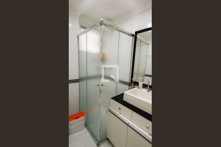 Banheiro de apartamento à venda com 3 quartos, 70m² em Socorro, São Paulo