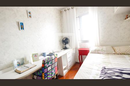 Quarto de apartamento à venda com 3 quartos, 70m² em Socorro, São Paulo