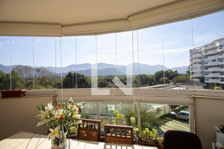 Sala de apartamento para alugar com 3 quartos, 90m² em Recreio dos Bandeirantes, Rio de Janeiro