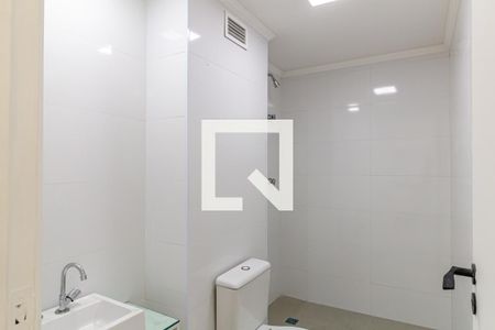 Banheiro de kitnet/studio para alugar com 1 quarto, 32m² em Higienópolis, São Paulo