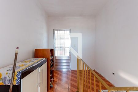 Hall Quarto de casa para alugar com 1 quarto, 80m² em Jardim Virginia Bianca, São Paulo