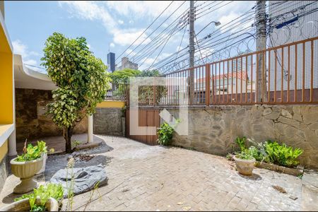 Casa à venda com 4 quartos, 178m² em Barroca, Belo Horizonte