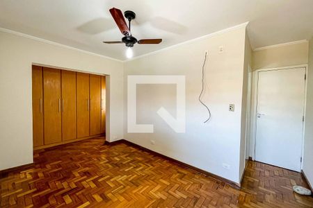 Suíte de casa à venda com 3 quartos, 200m² em Jardim das Laranjeiras, São Paulo