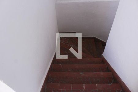 Escada de kitnet/studio para alugar com 1 quarto, 60m² em Socorro, São Paulo