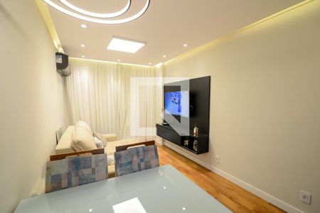 Sala de apartamento à venda com 2 quartos, 65m² em Estácio, Rio de Janeiro