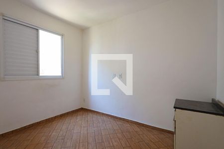 Quarto 2 de apartamento para alugar com 2 quartos, 38m² em Jardim Ísis, Cotia