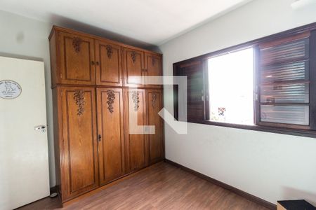 Quarto 2 de casa para alugar com 4 quartos, 390m² em Vila Paiva, São Paulo