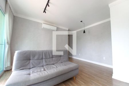 Sala de apartamento para alugar com 2 quartos, 80m² em Cambuí, Campinas